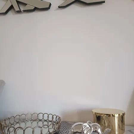 Golden Sunrise - 4 Ul.petra Svacica11 דירה